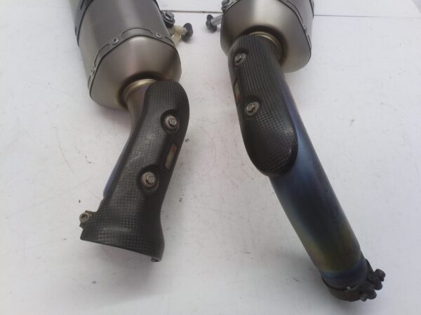 Yamaha R1 Big bang 09 14 scarico terminale marmitta akrapovic