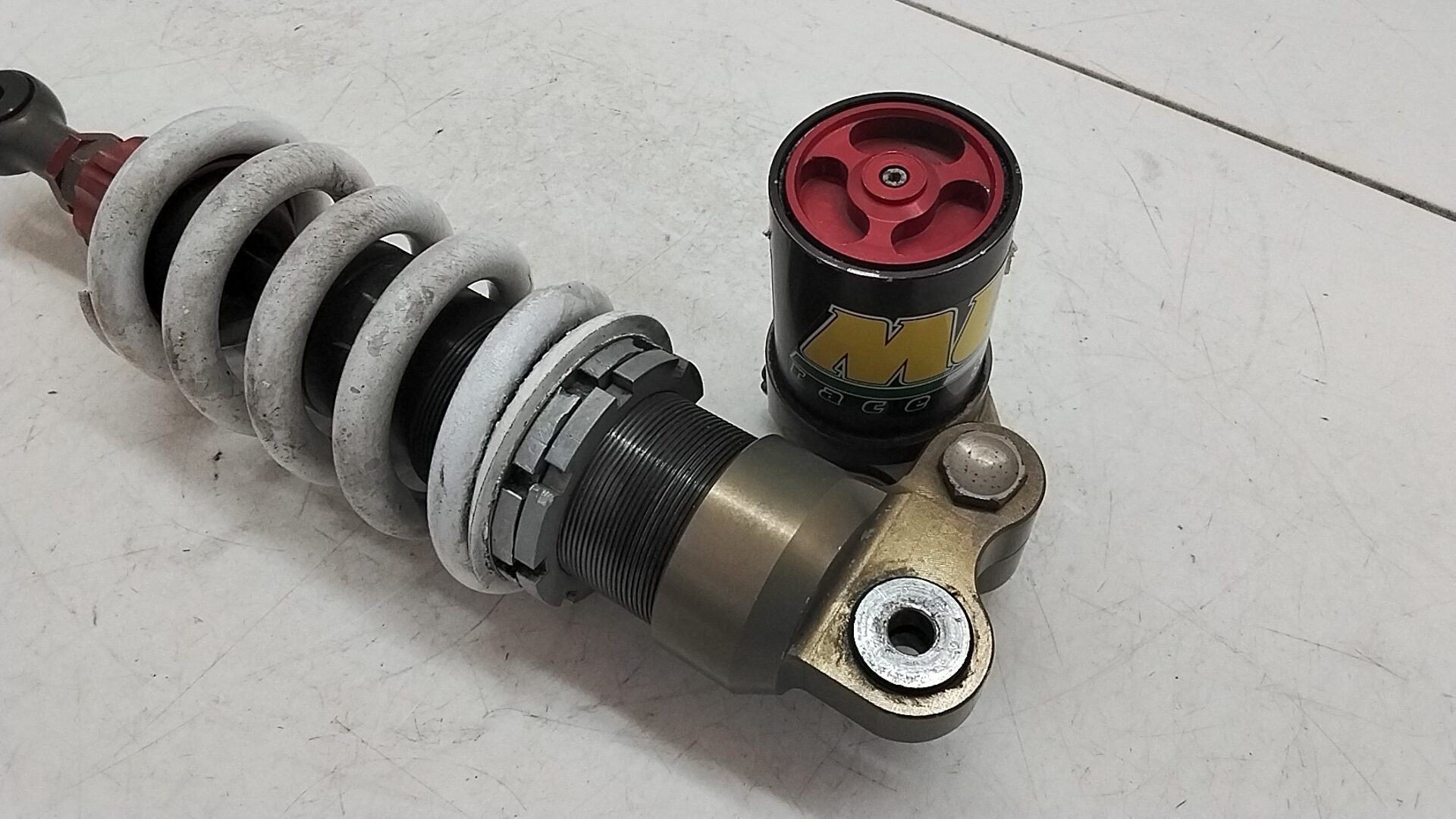 Aprilia Dorsoduro 900 monoammortizzatore posteriore Mupo vedi foto