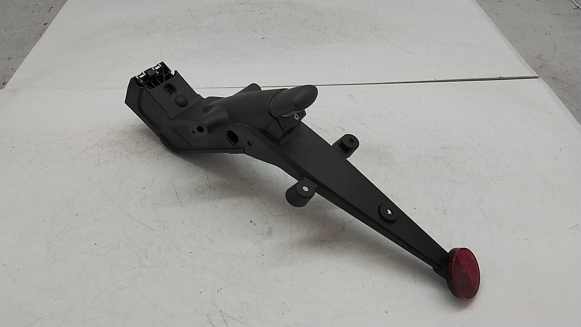 Aprilia Dorsoduro 900 portatarga originale no viti