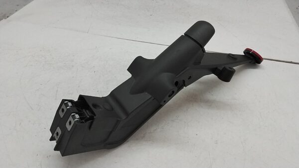 Aprilia Dorsoduro 900 portatarga originale no viti