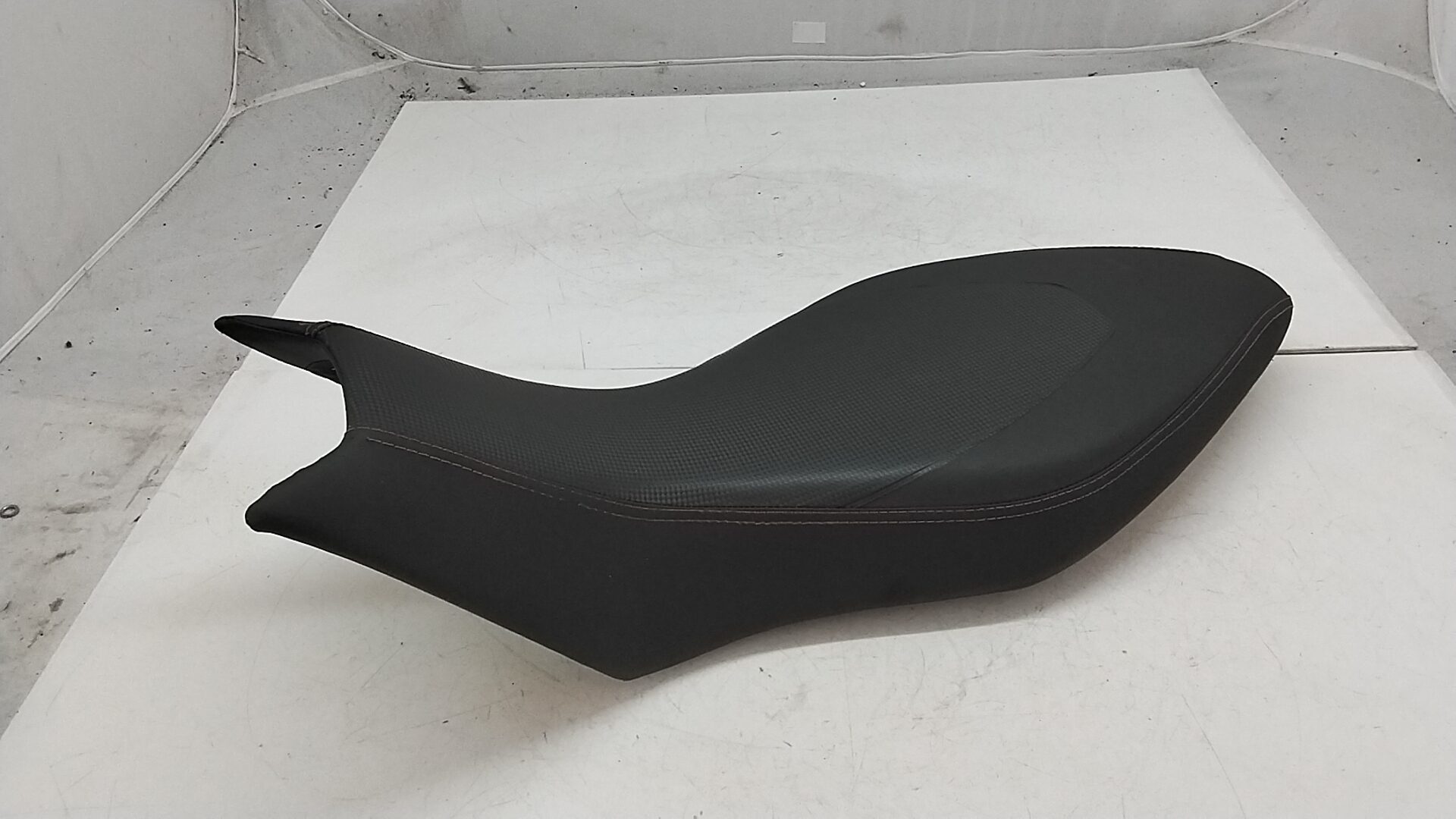 Aprilia Dorsoduro 900 sella 897609 vedi foto