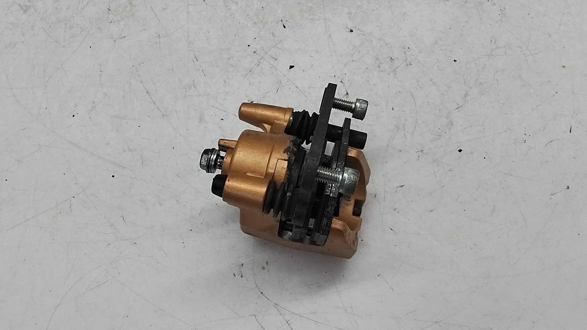 Kawasaki zx 6r 03 04 pinza freno posteriore