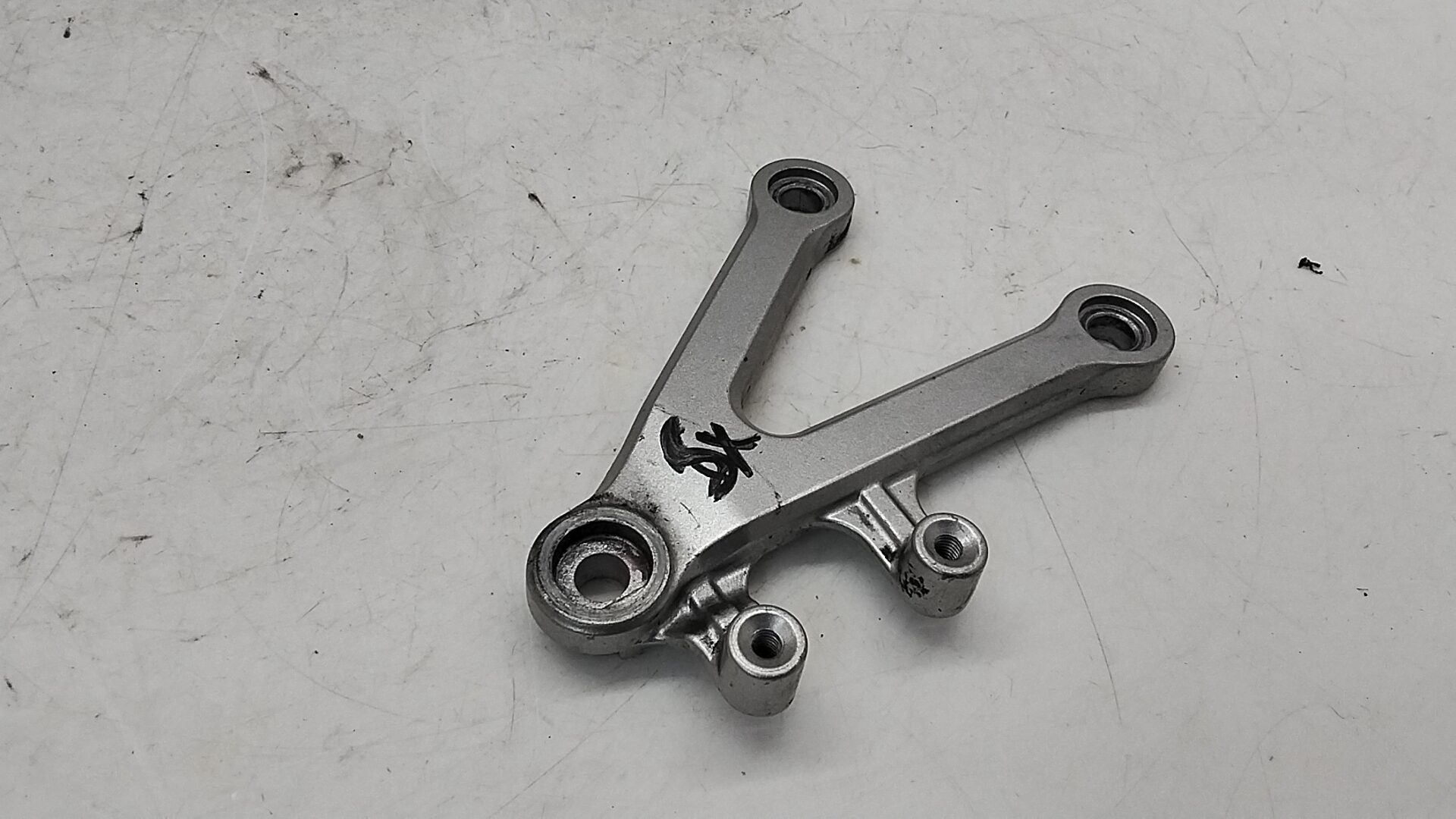 Kawasaki zx 6r 03 04 supporto pedana anteriore sinistra