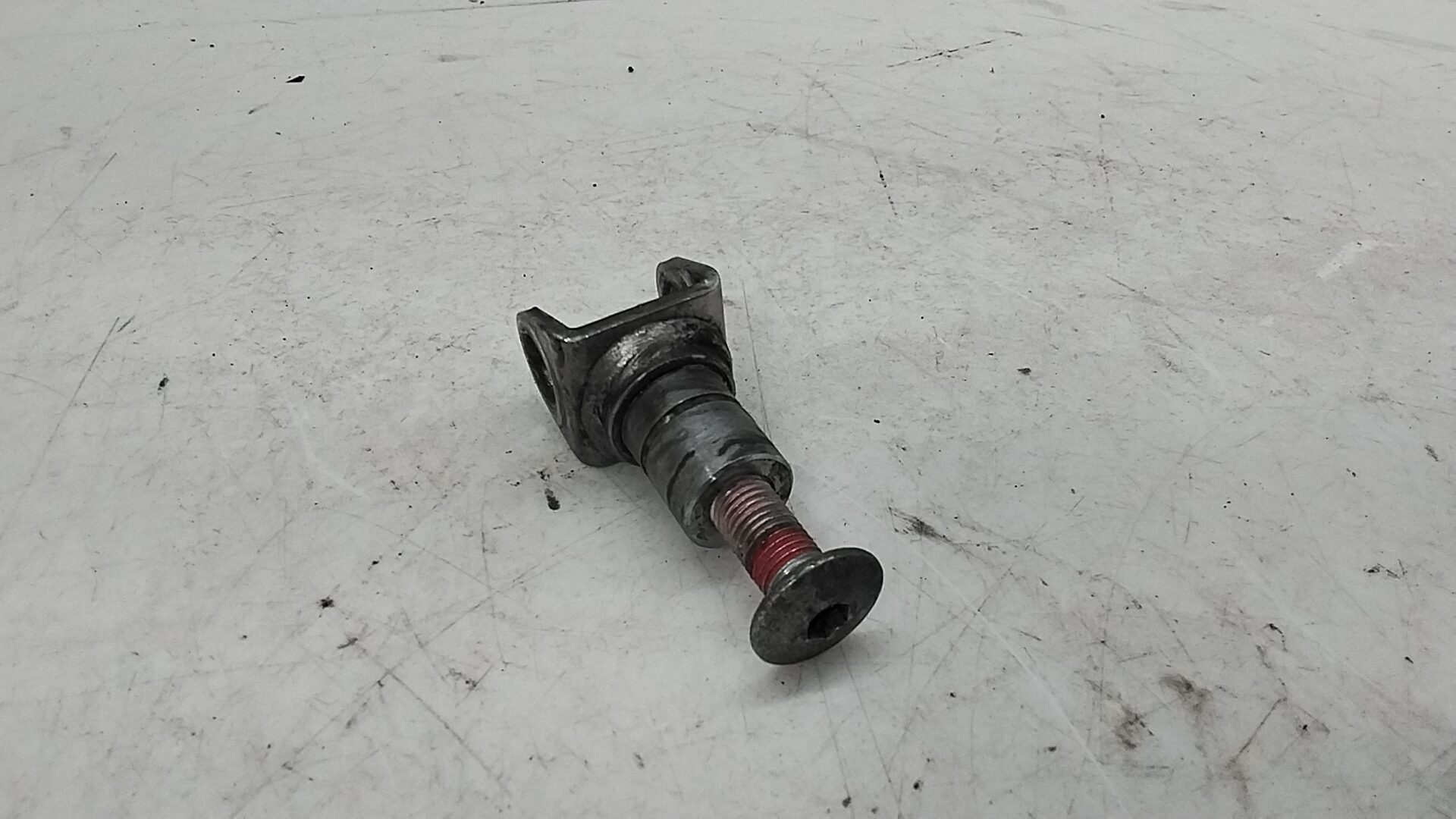 Kawasaki zx 6r 03 04 supporto pedana anteriore destra