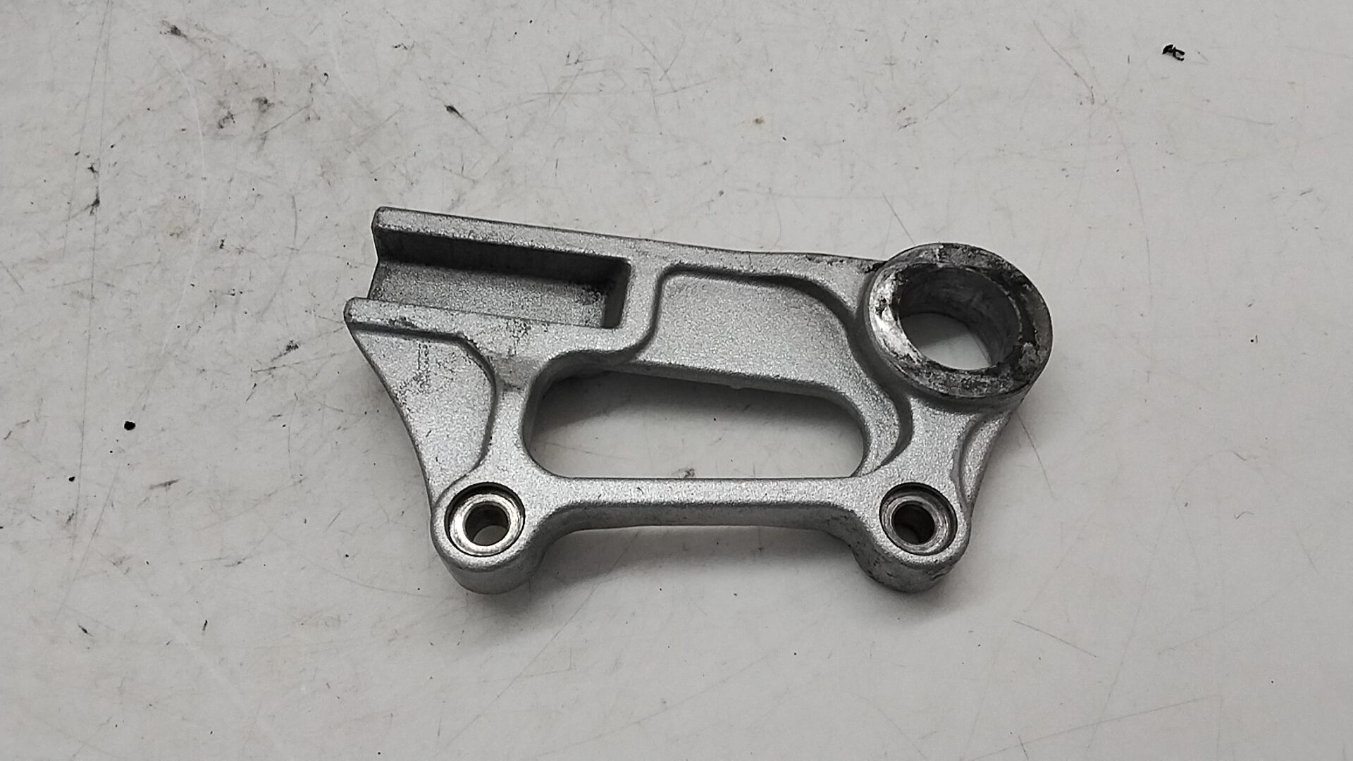 Kawasaki zx 6r 03 04 supporto pinza freno posteriore