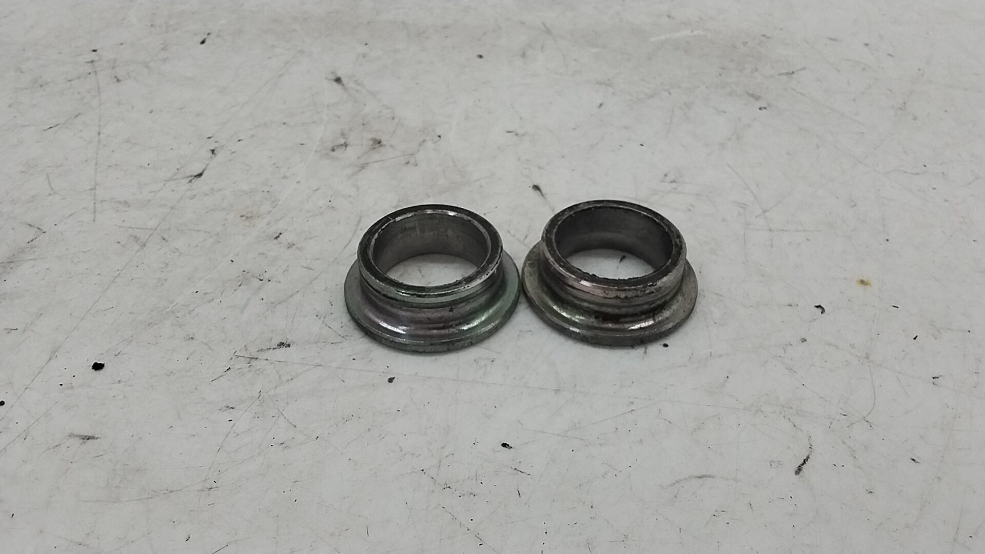 Kawasaki zx 6r 03 04 distanziali ruota anteriore