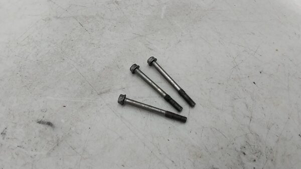 Kawasaki zx 6r 03 04 viti pompa acqua