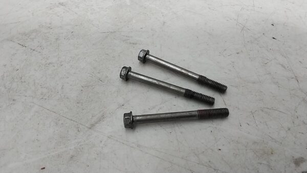 Kawasaki zx 6r 03 04 viti pompa acqua