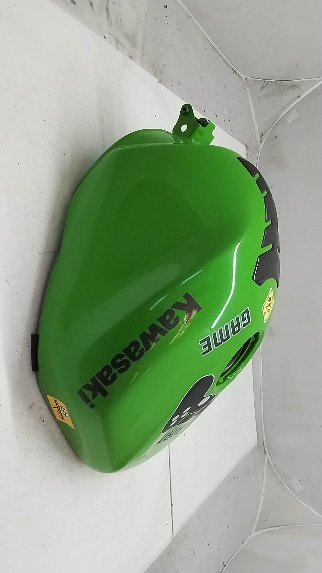 Kawasaki zx 6r 03 04 serbatoio benzina leggeri graffi