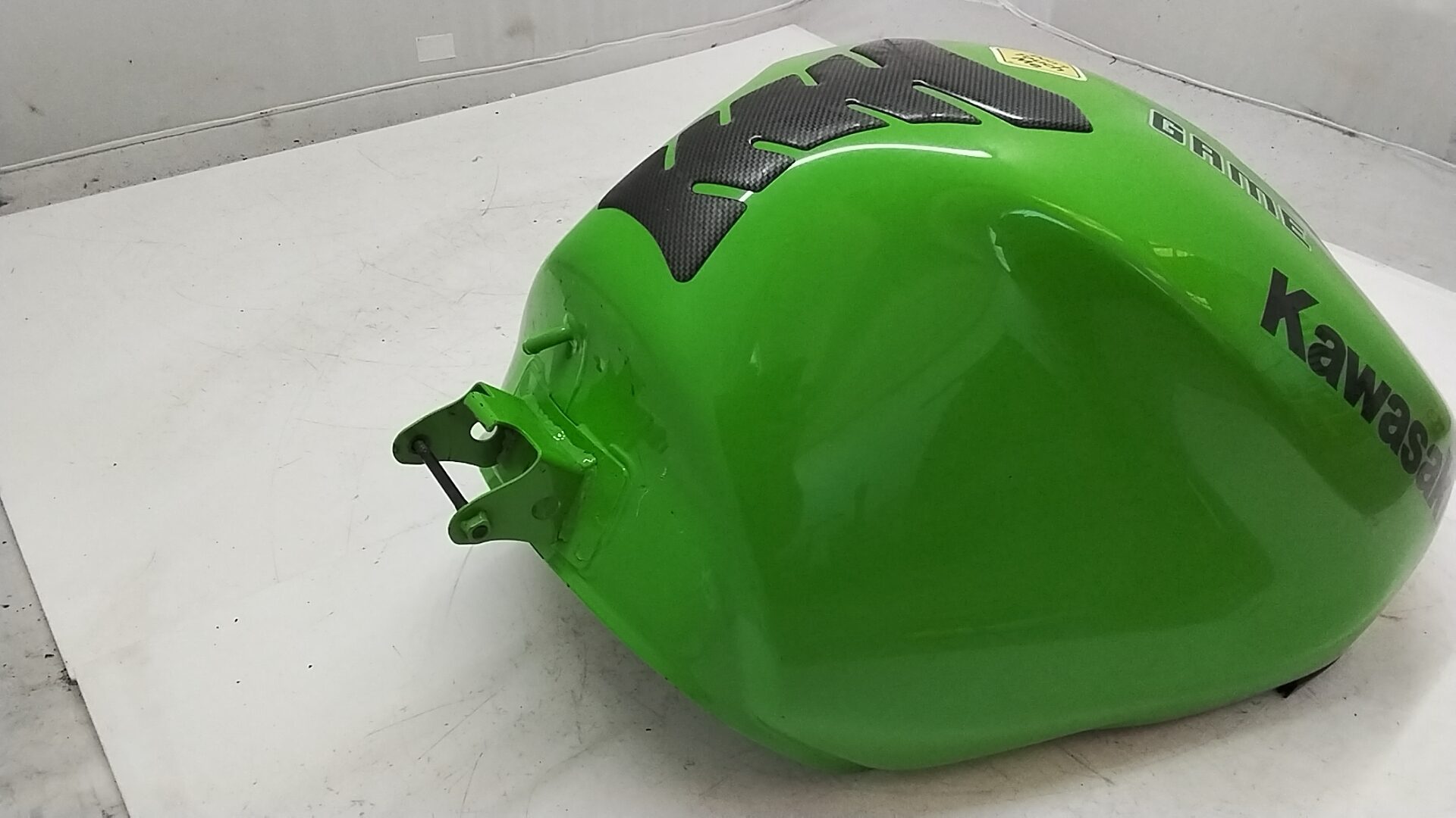 Kawasaki zx 6r 03 04 serbatoio benzina leggeri graffi