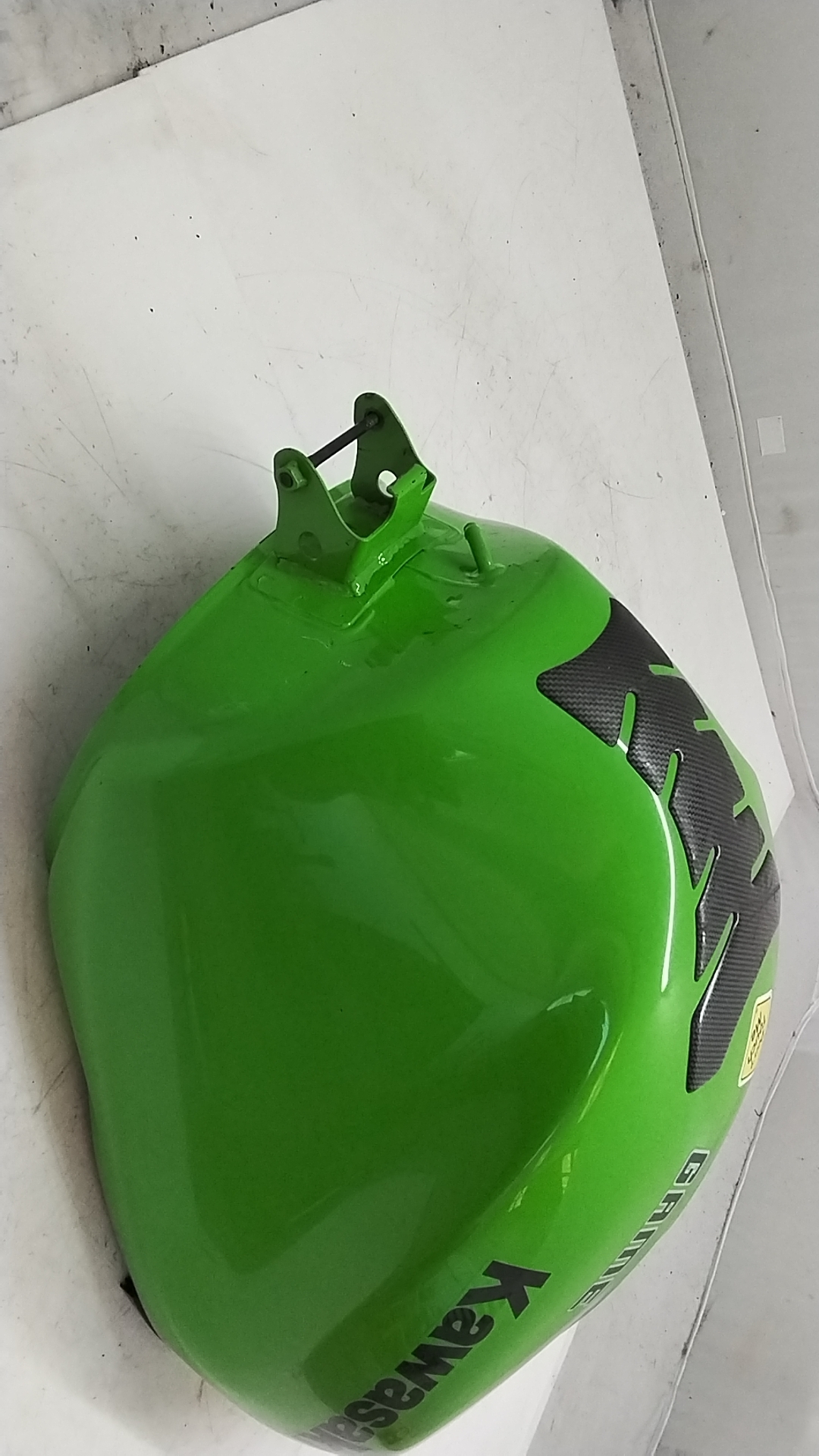 Kawasaki zx 6r 03 04 serbatoio benzina leggeri graffi