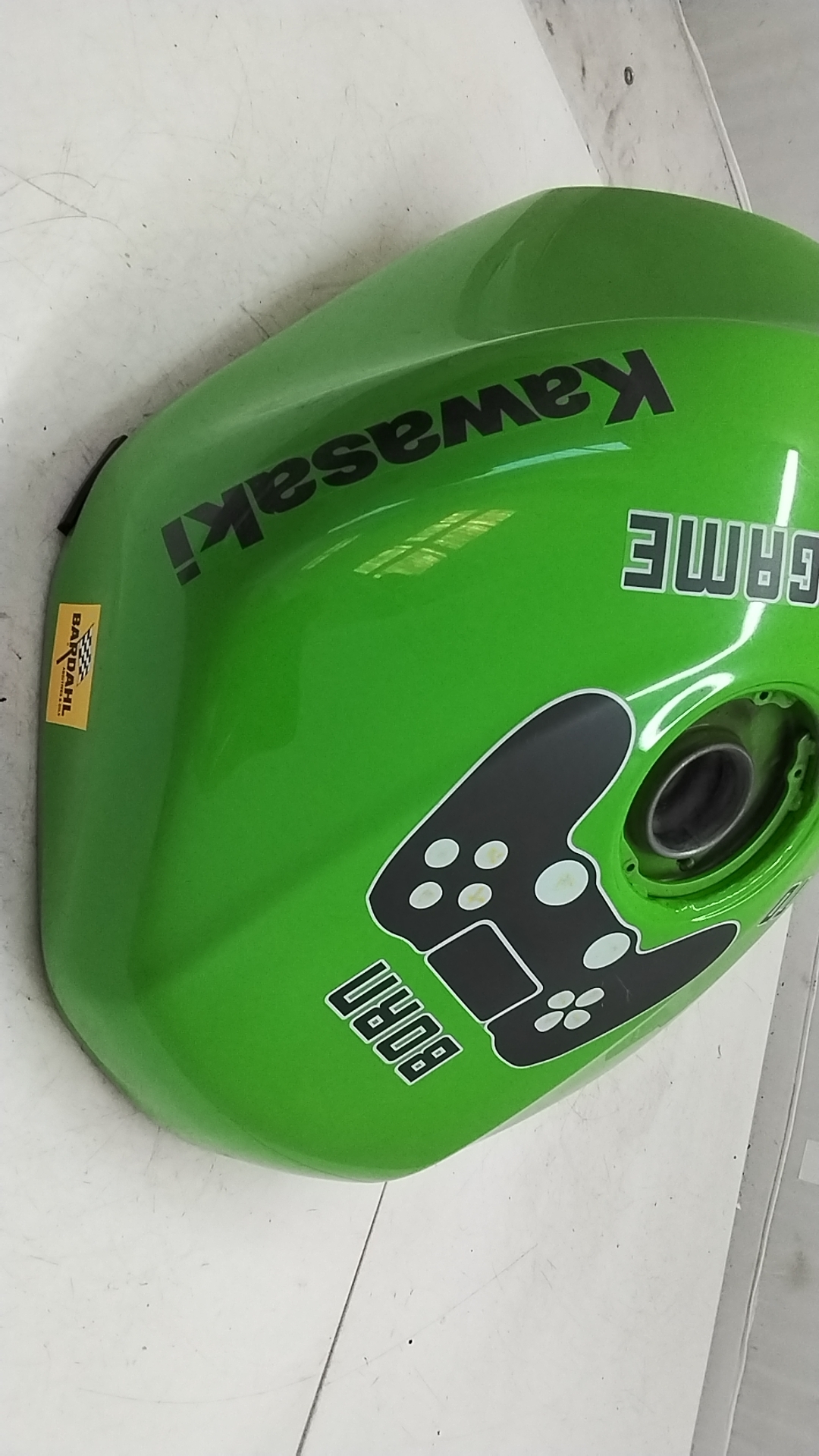 Kawasaki zx 6r 03 04 serbatoio benzina leggeri graffi