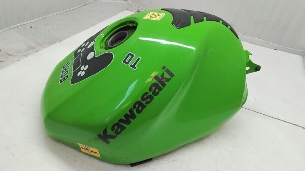 Kawasaki zx 6r 03 04 serbatoio benzina leggeri graffi