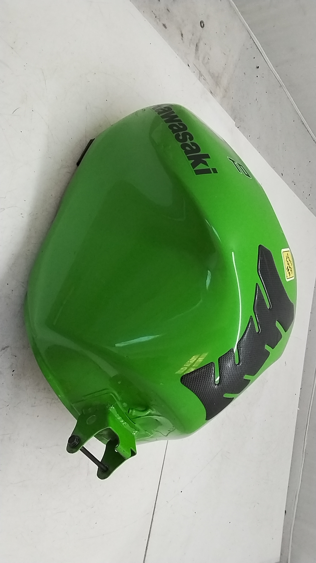 Kawasaki zx 6r 03 04 serbatoio benzina leggeri graffi