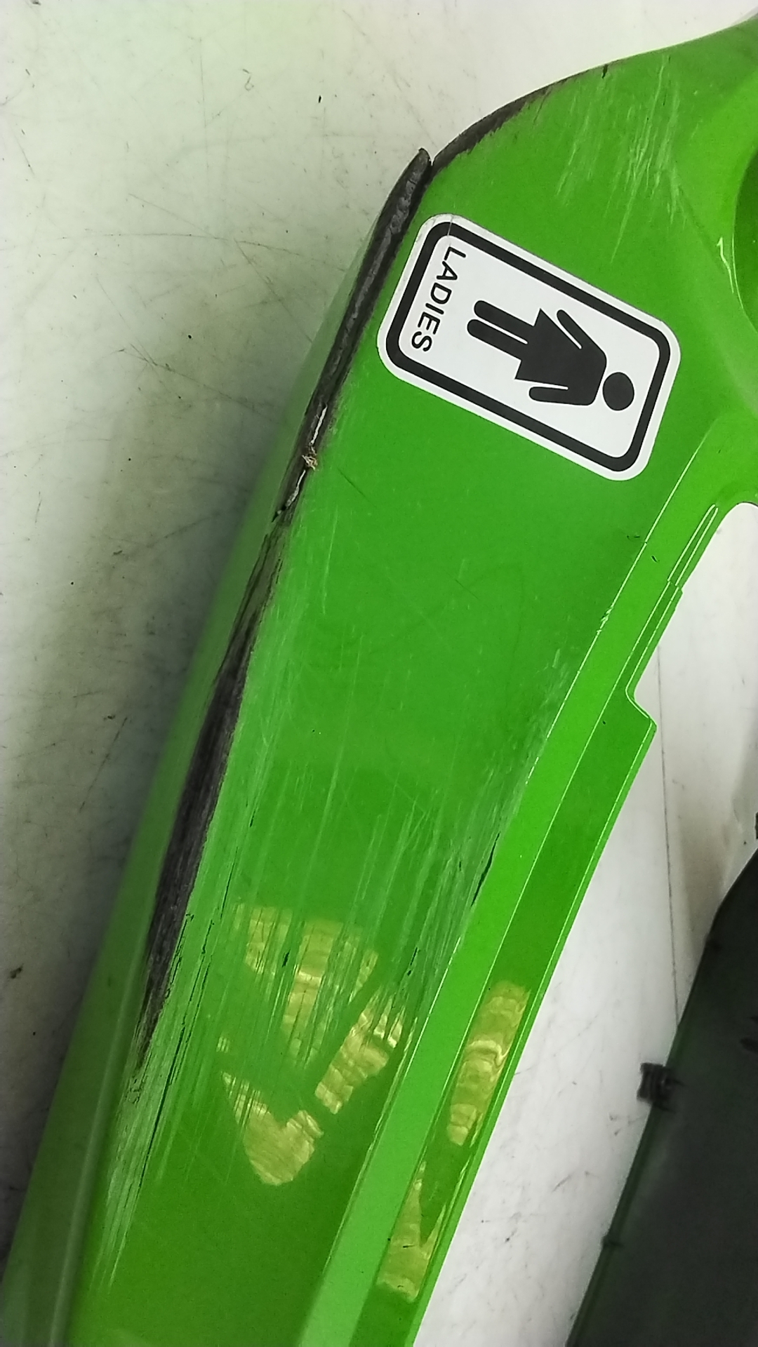 Kawasaki zx 6r 03 04 carena posteriore codone graffi da riparare 300400012