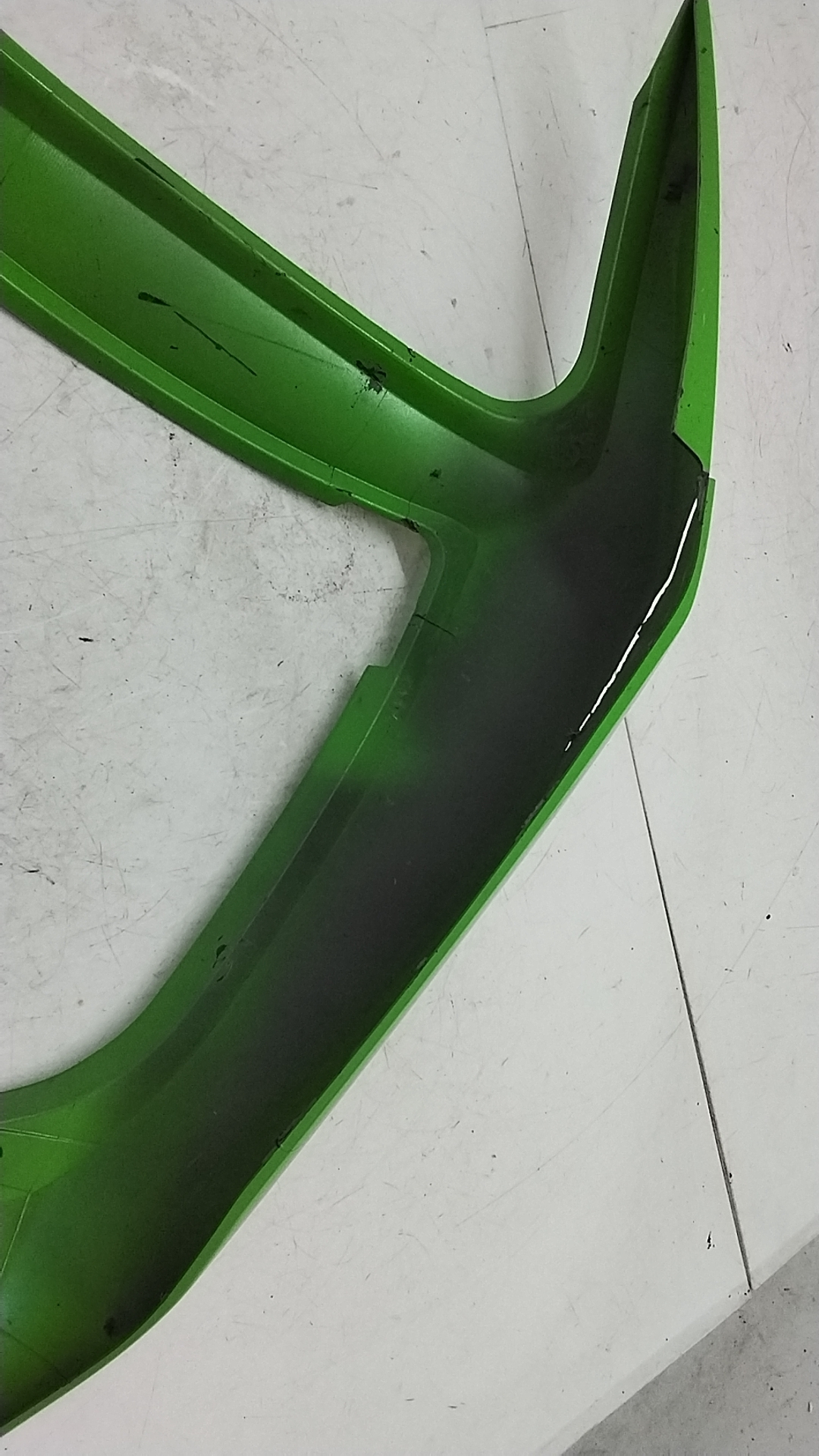 Kawasaki zx 6r 03 04 carena posteriore codone graffi da riparare 300400012