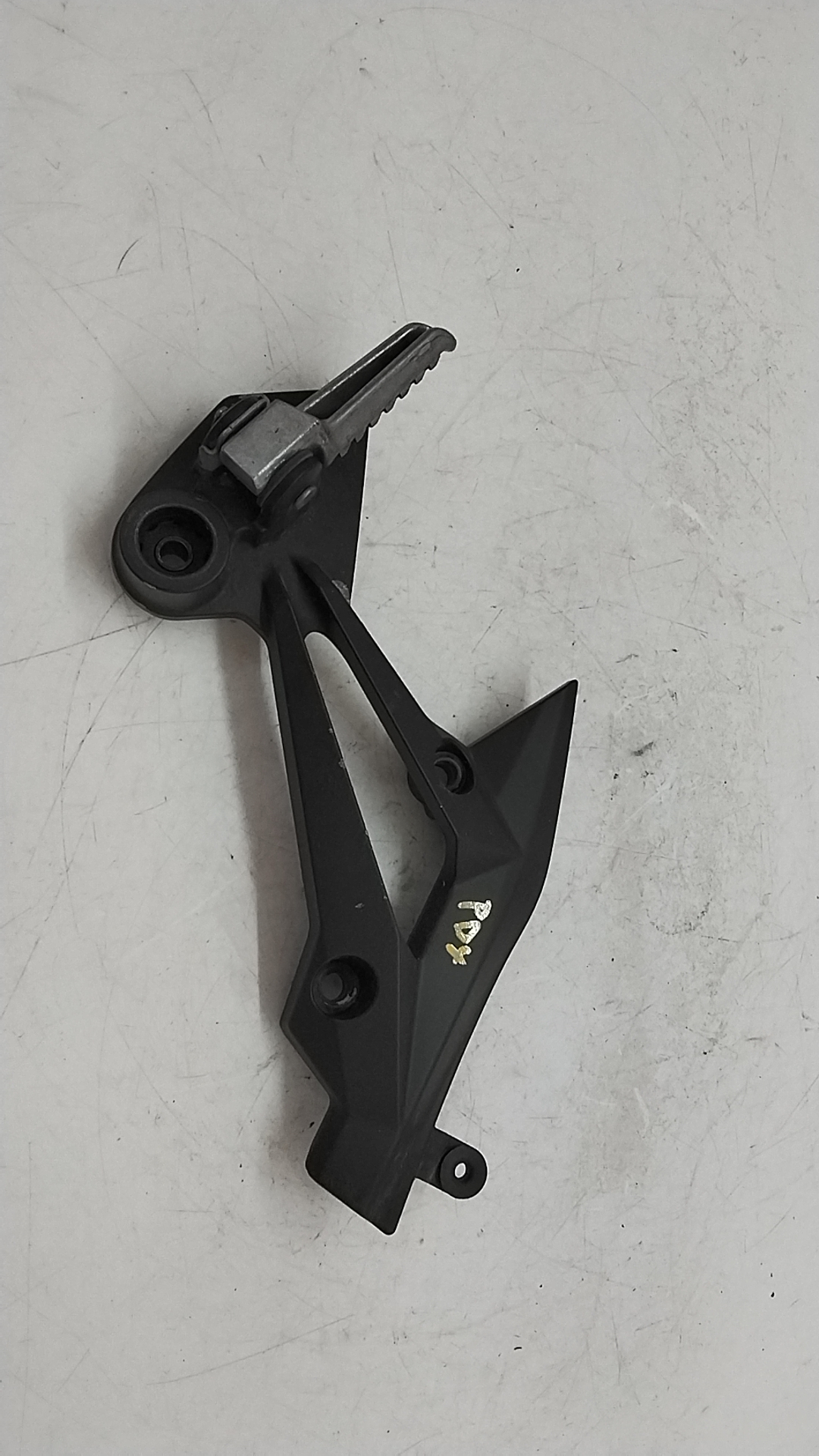 Kawasaki z 1000 07 09 supporto pedana posteriore destro vedi foto
