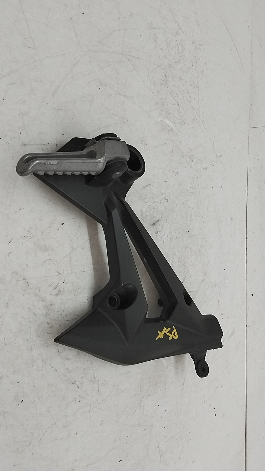 Kawasaki z 1000 07 09 supporto pedana posteriore sinistra