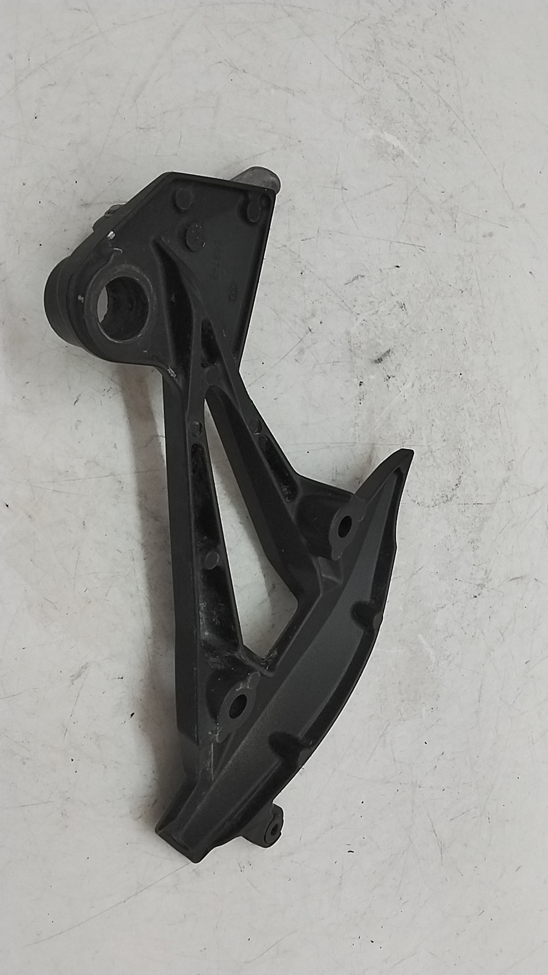Kawasaki z 1000 07 09 supporto pedana posteriore sinistra