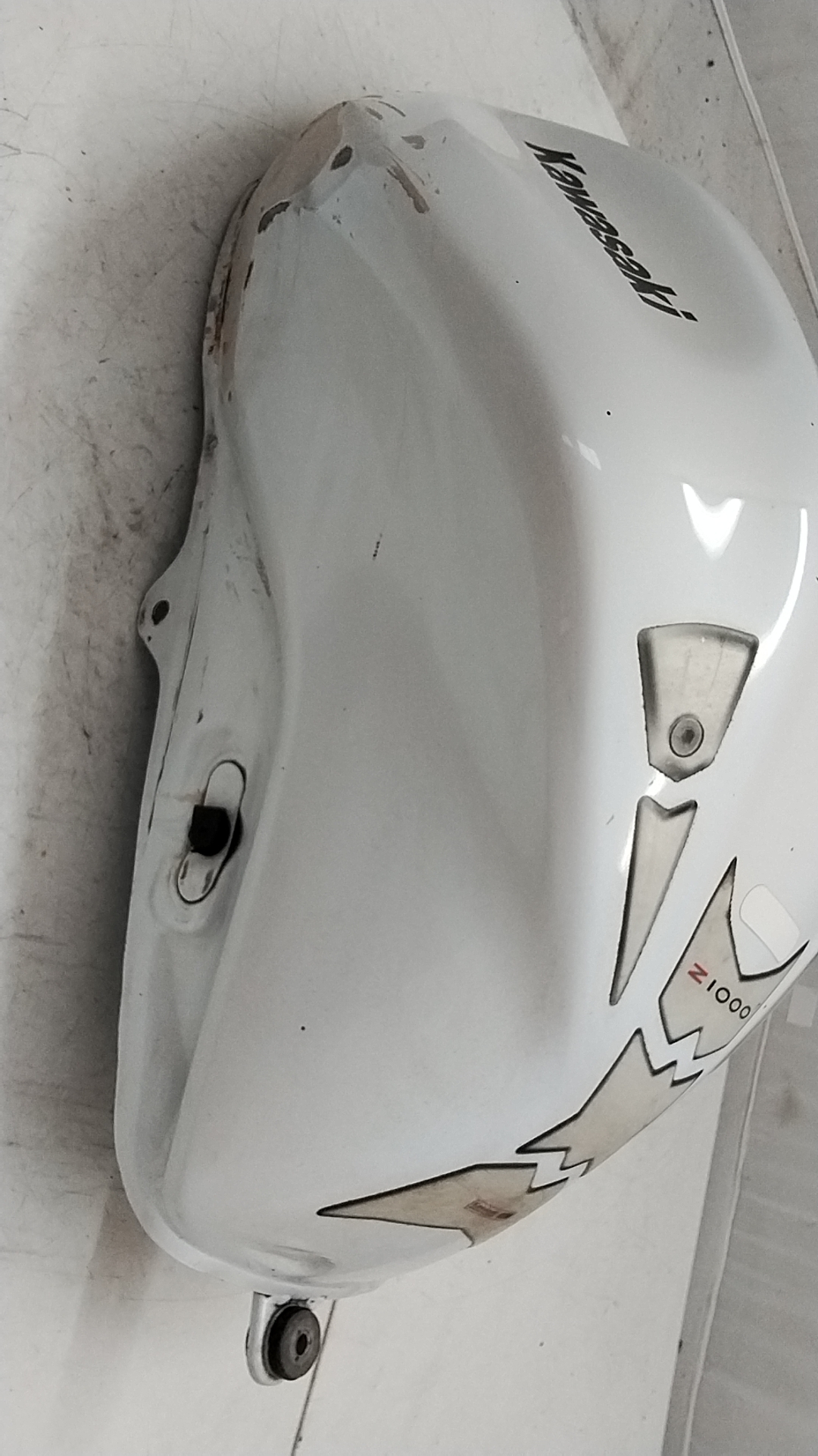 Kawasaki z 1000 07 09 serbatoio benzina vedi foto senza chiavi