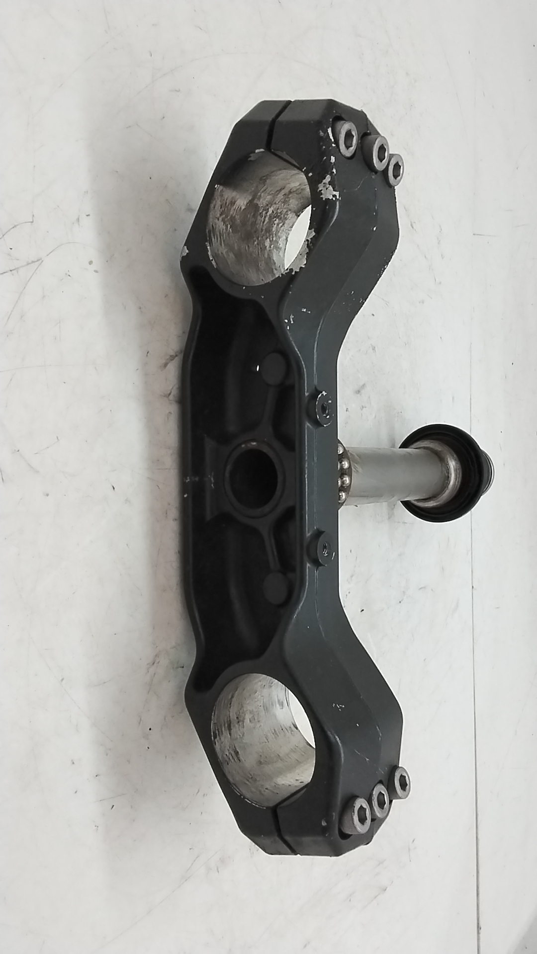 Kawasaki z 1000 07 09 piastra sterzo inferiore graffi