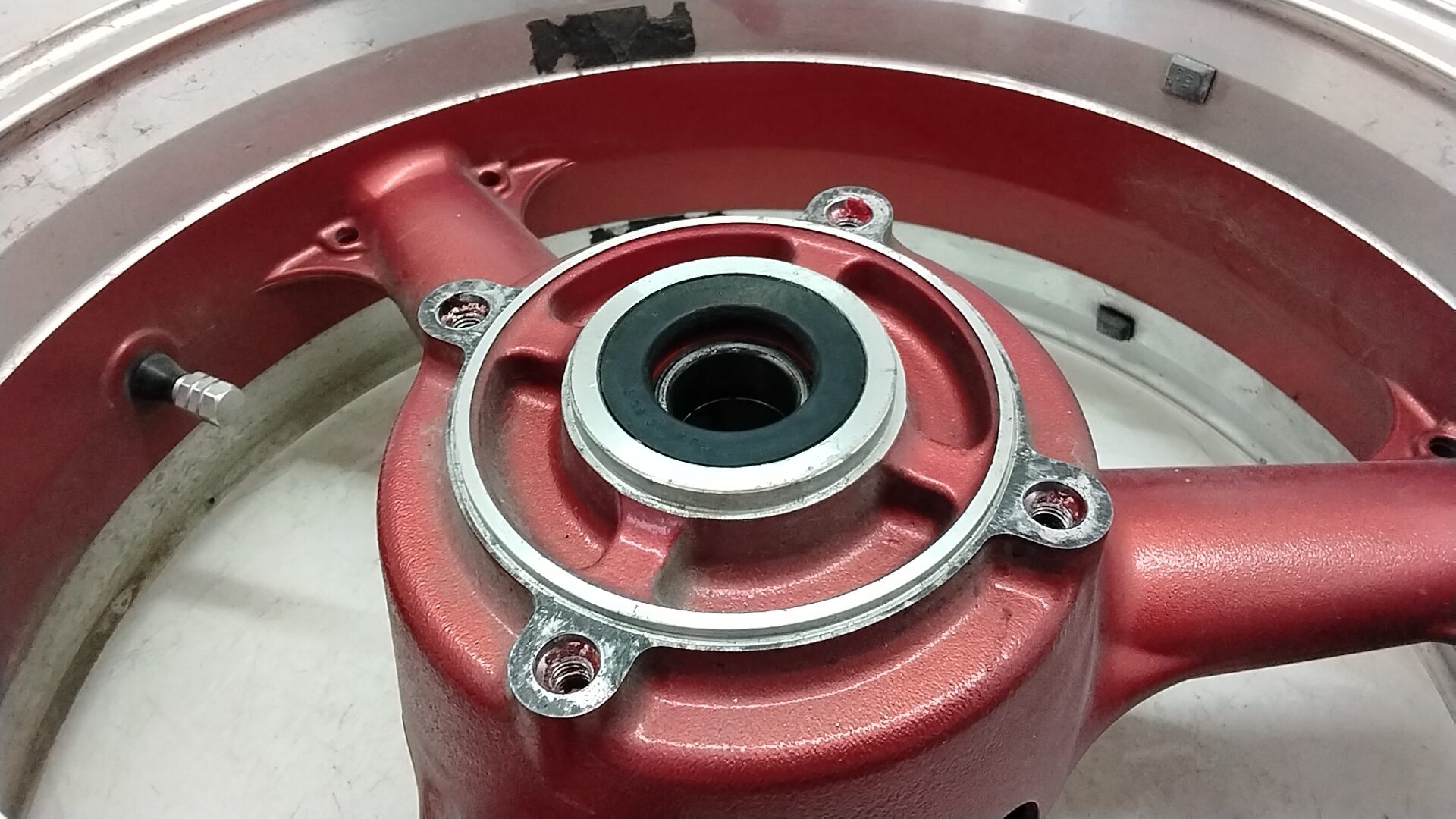Kawasaki z 1000 07 09 cerchio ruota posteriore