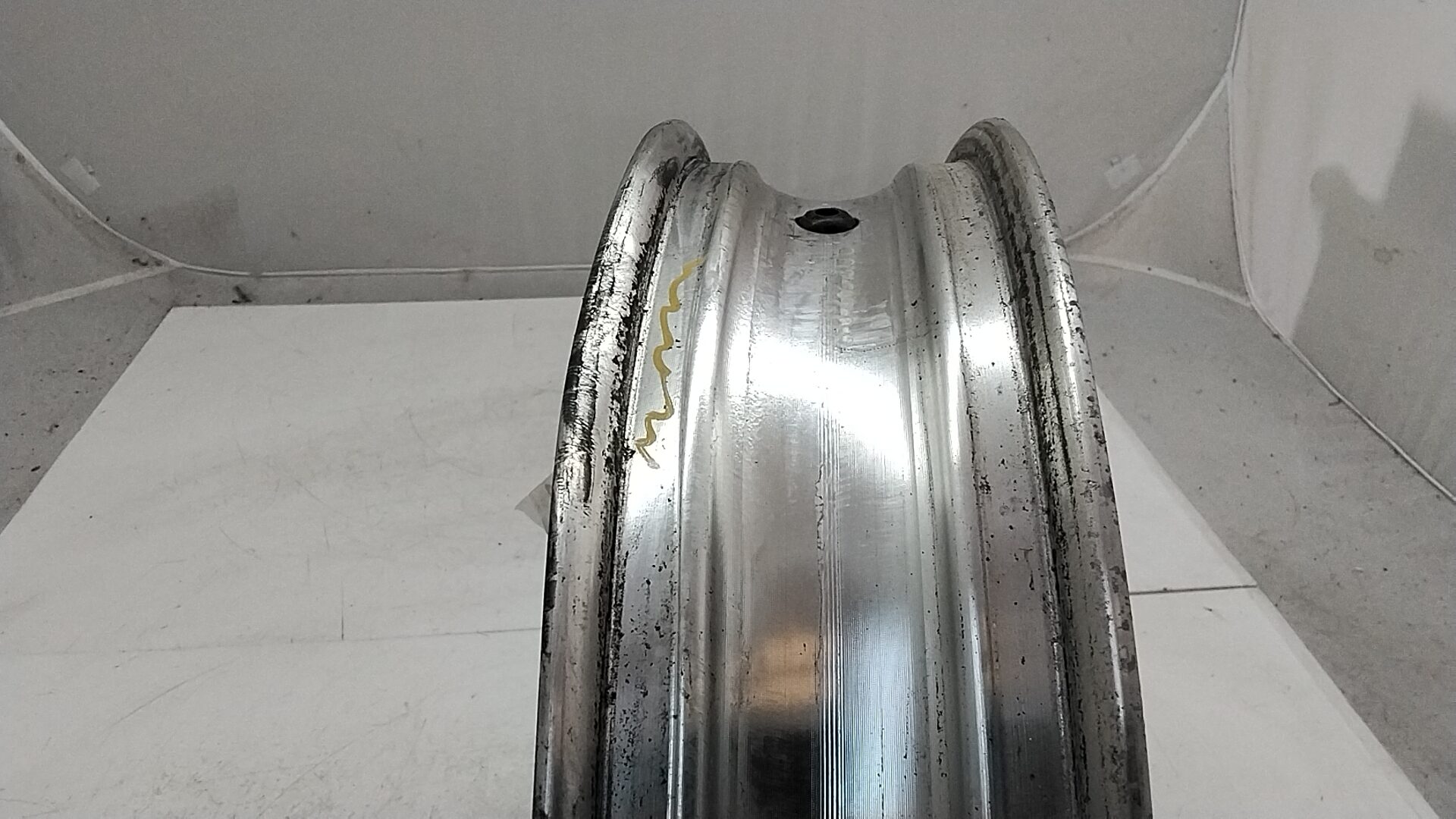 Kawasaki z 1000 07 09 cerchio ruota anteriore da raddrizzare vedi foto