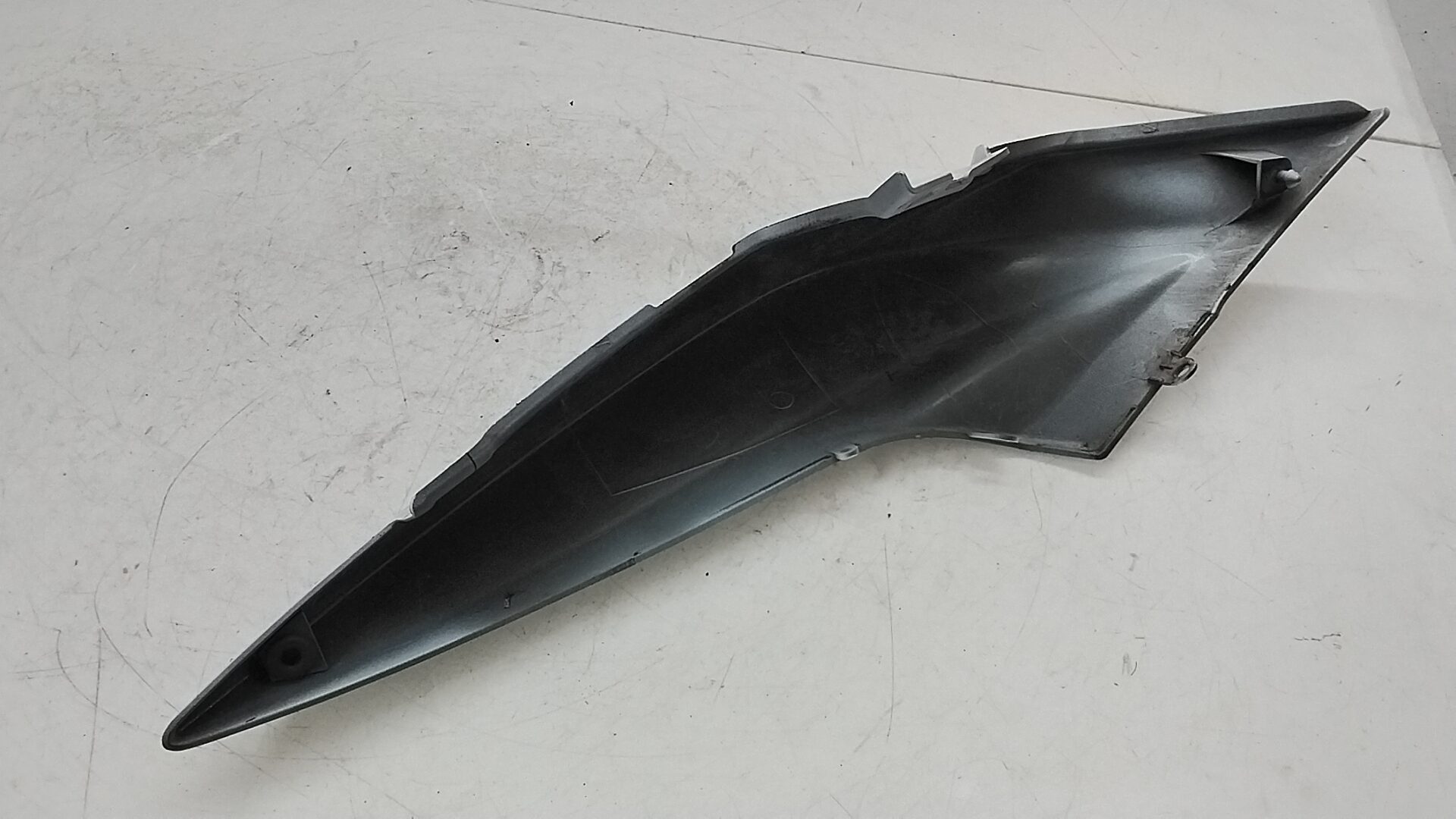 Kawasaki z 1000 07 09 carena posteriore codone codino sinistro da riparare