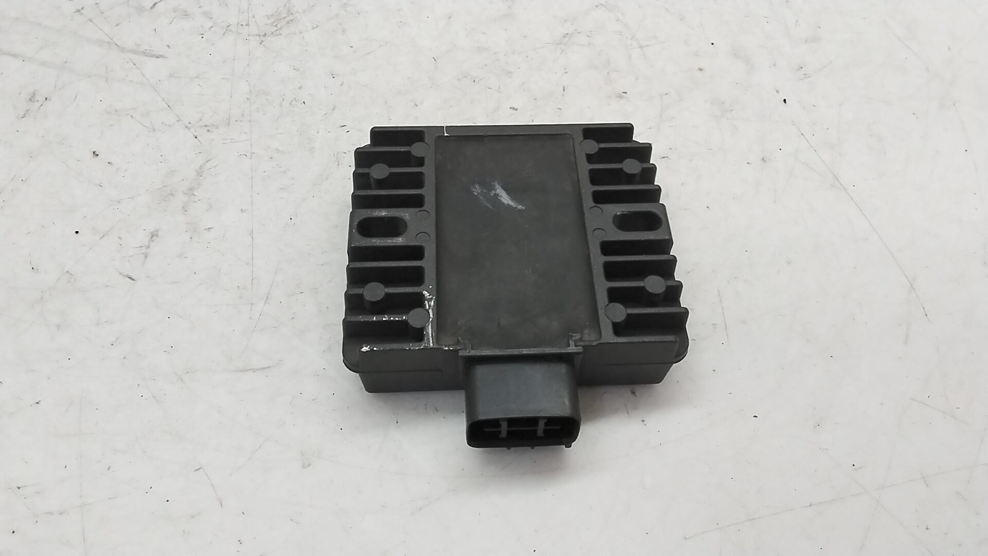 Kawasaki z 1000 07 09 regolatore di tensione sh67811