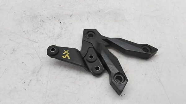 Kawasaki z 1000 07 09 supporto pedana anteriore sinistra