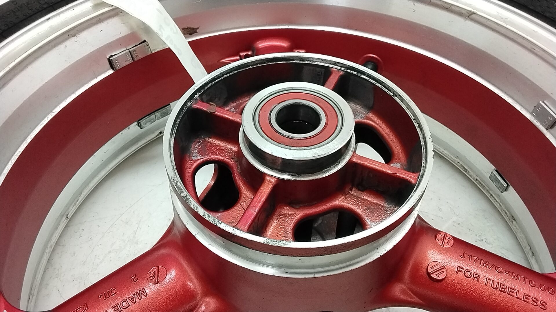 Kawasaki z 1000 07 09 cerchio ruota posteriore