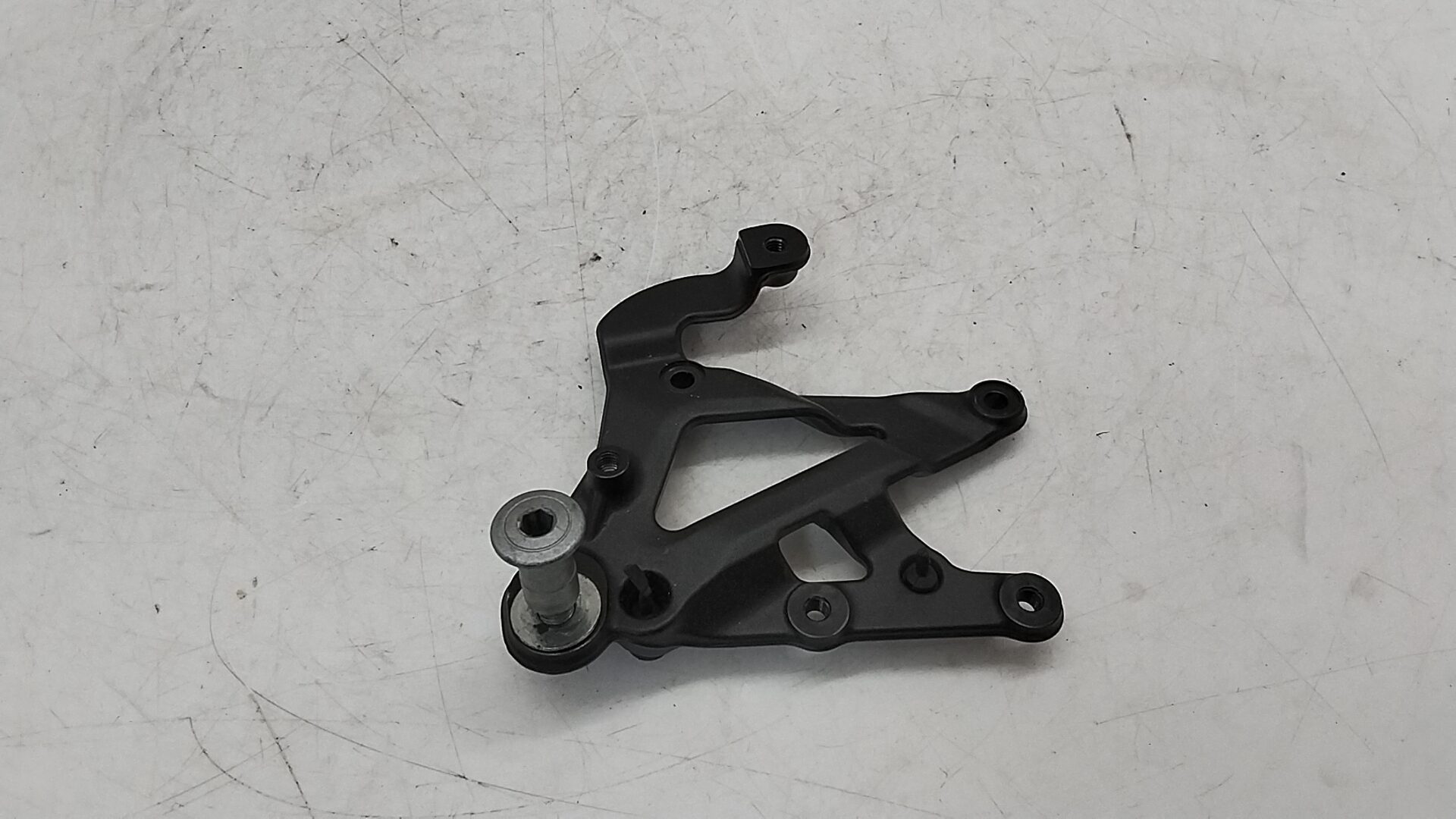 Mv agusta Dragster 800 rosso 21 23 supporto pedana anteriore destra c2423