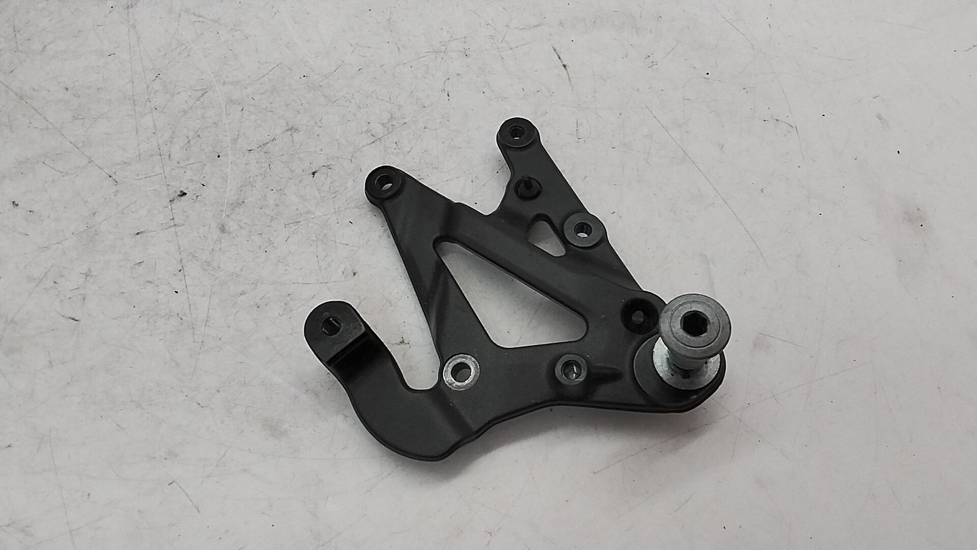 Mv agusta Dragster 800 rosso 21 23 supporto pedana anteriore destra c2423