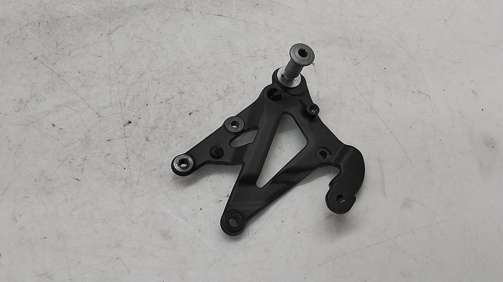 Mv agusta Dragster 800 rosso 21 23 supporto pedana anteriore destra c2423