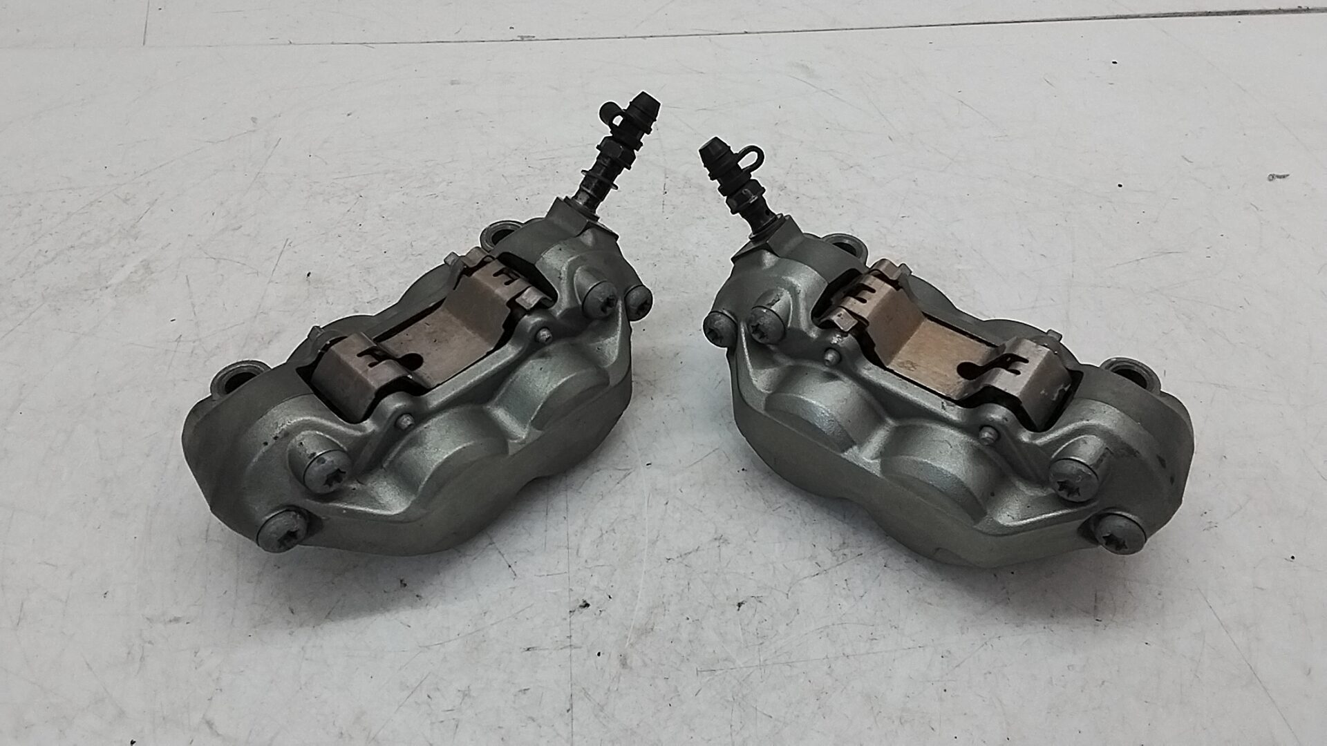 Mv agusta Dragster 800 rosso 21 23 pinze freno anteriori Brembo