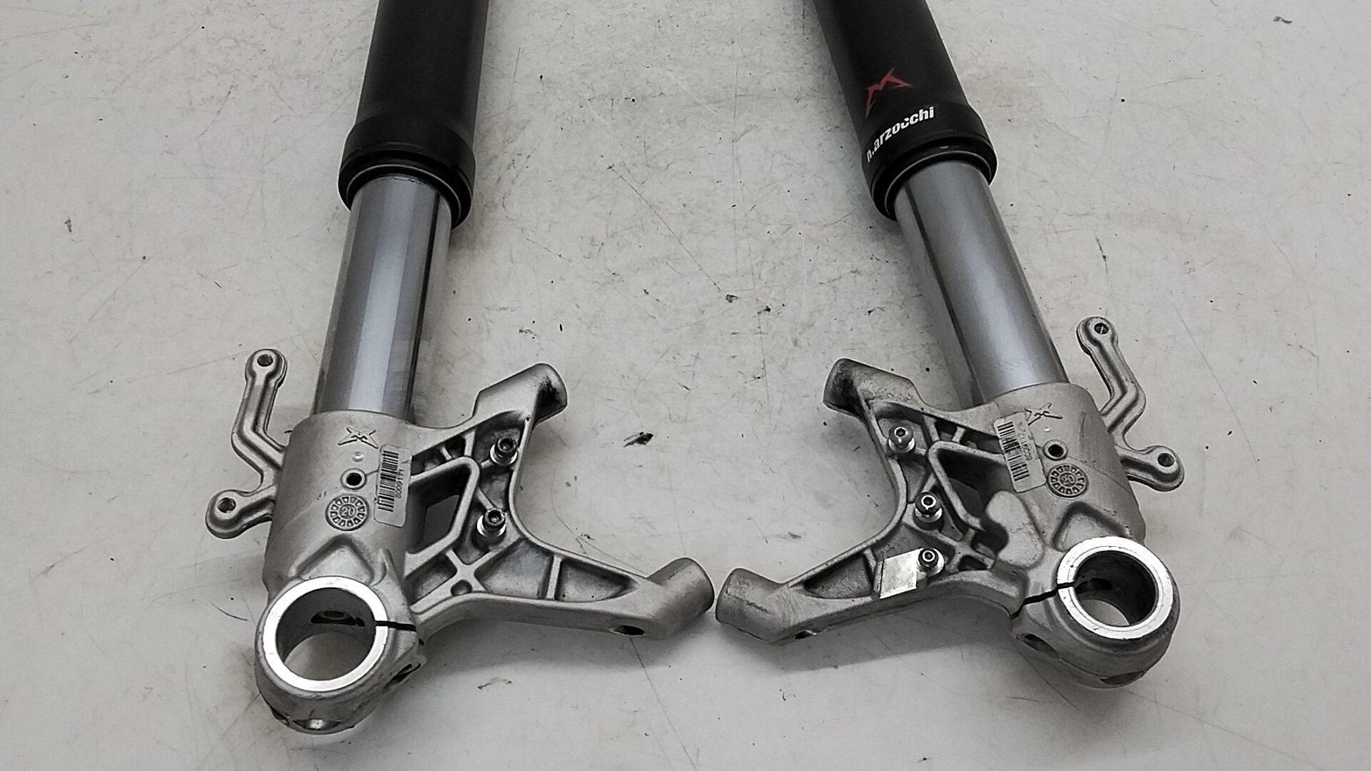 Mv agusta Dragster 800 rosso 21 23 forcelle Marzocchi