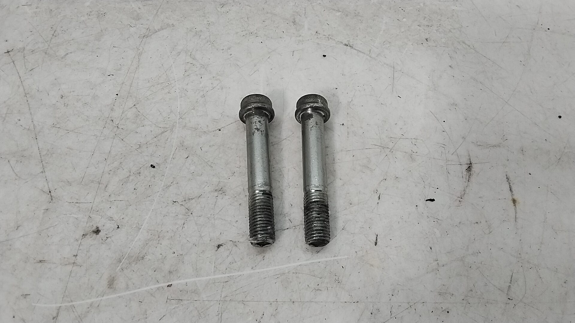 Mv agusta Dragster 800 rosso 21 23 viti pinza freno anteriore
